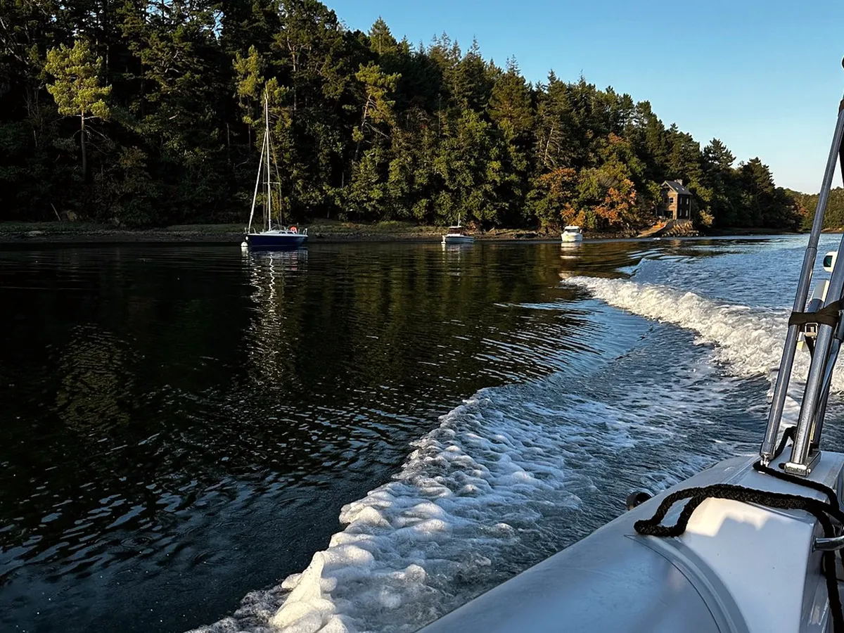Barco disponible para alquiler en Alcántara, Extremadura